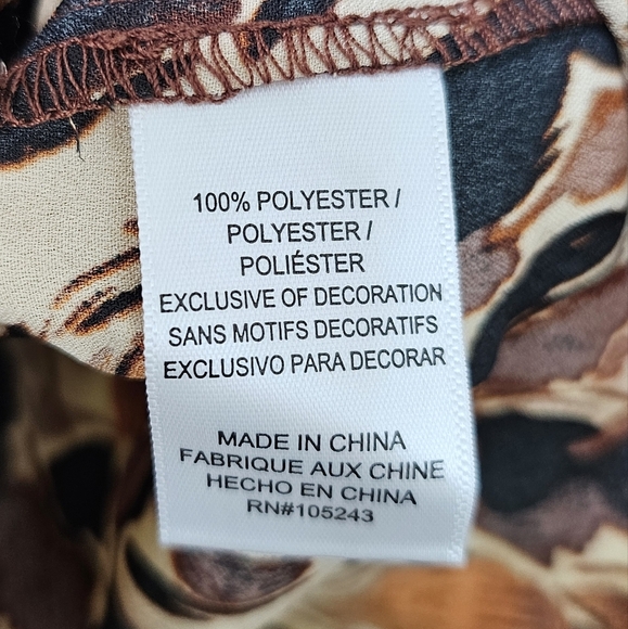 Bobeau Animal Print Keyhole Blouse Sleeveless Boho Lace Detail Top SMALL NWOT - Picture 6 of 7